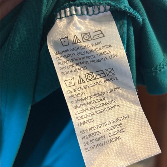 NWOT Susan Graver Liquid Knit short sleeve Aline Emerald Green top LP - Picture 4 of 5